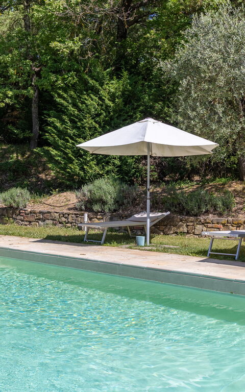 Villa Morandi: Buitenshuis, zwembad