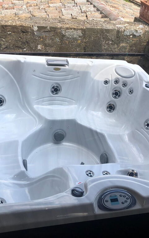 Villa Piazza Della Fortezza: bubbelbad