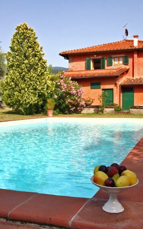 Villa Acacia: Buitenkanten