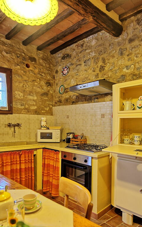 La Ruota: Keuken, Lunchroom, Woonkamer