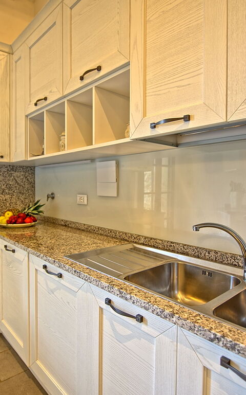 Villa Tenuta Lonciano: Keuken