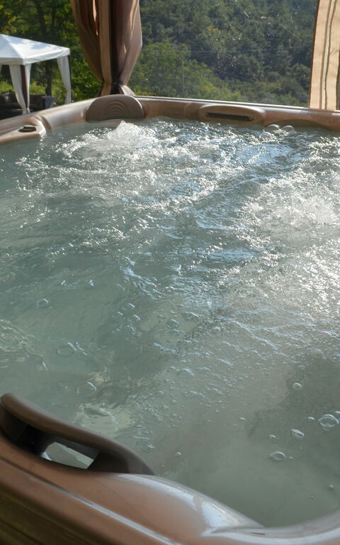 Villa Tenuta Lonciano: Welzijn, zwembad