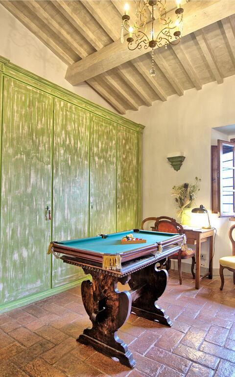 Villa Tenuta Lonciano: Woonkamer