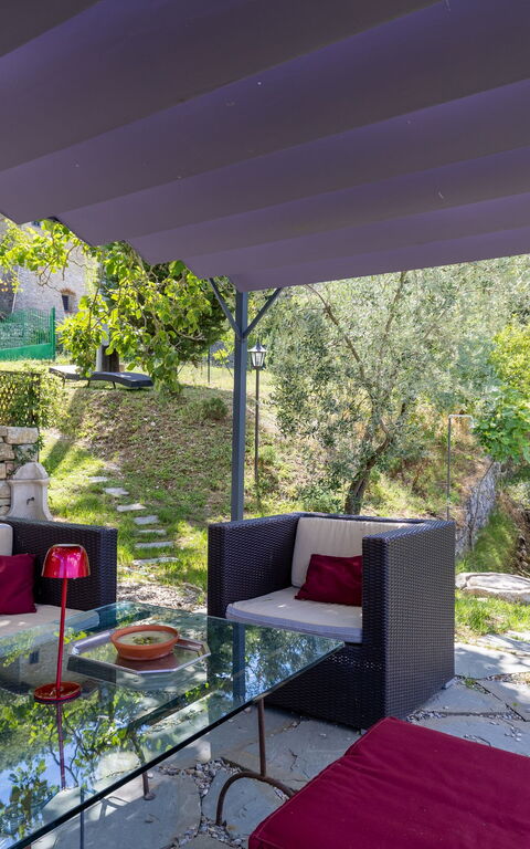 Villa Tenuta Lonciano: Balkon / terras / patio, Buitenkanten, Buitenshuis, Tuin, zwembad