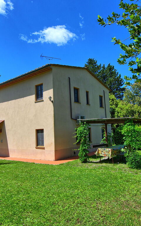 Villa Picchio: Buitenkanten, Buitenshuis, Tuin