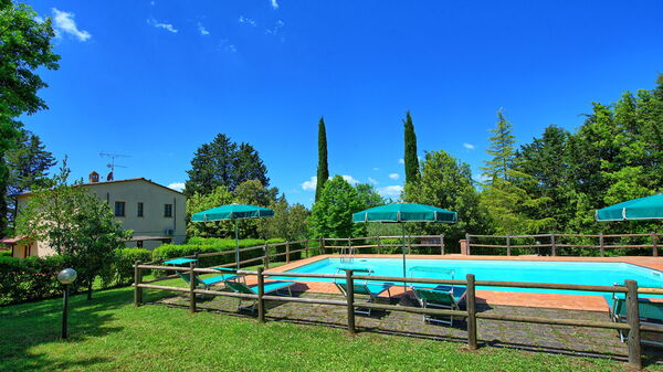 Villa Picchio: Buitenkanten, Buitenshuis, Tuin, zwembad