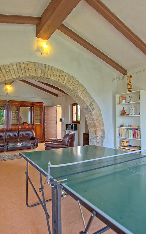 Villa Uccellaia: Woonkamer