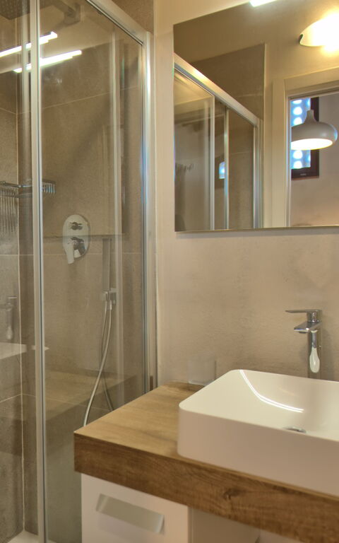 Villa Nora: Badkamer