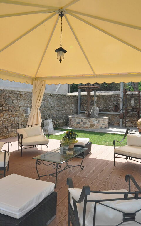 Flavia: Balkon / terras / patio