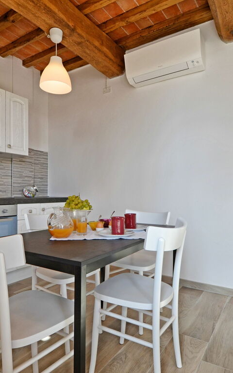 Il Fienile Di Giovanna: Keuken, Lunchroom