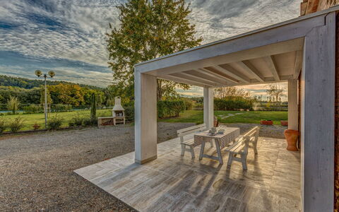 Accommodatie Fornace 1: Buitenkanten, Tuin