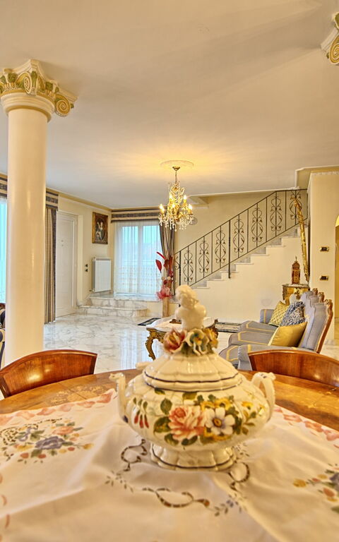 Villa Sophia: Lunchroom, Woonkamer