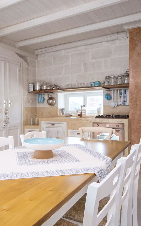 Trullo Torre Suda: Keuken, Lunchroom