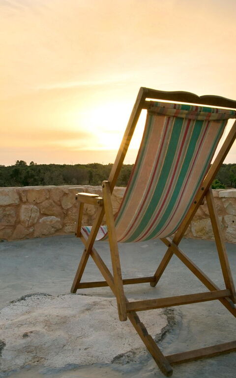 Trullo Torre Suda: Buitenshuis