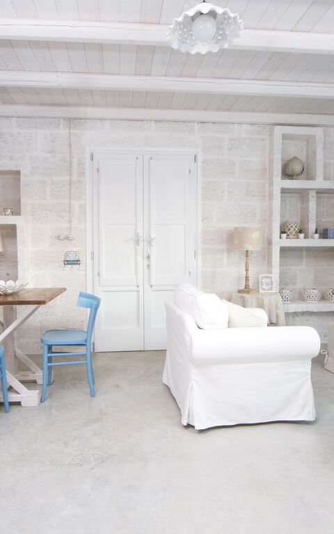 Trullo Torre Suda: Woonkamer