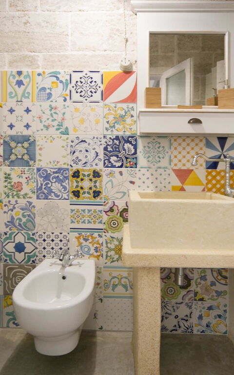 Trullo Torre Suda: Badkamer