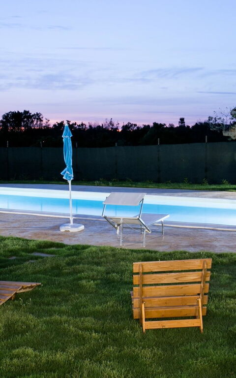 Trullo Torre Suda: Buitenshuis, Tuin, zwembad