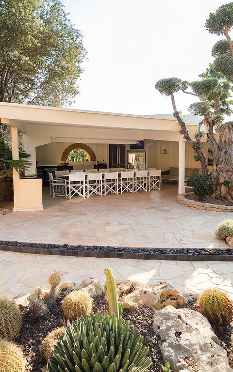 Villa Agorà: Buitenshuis