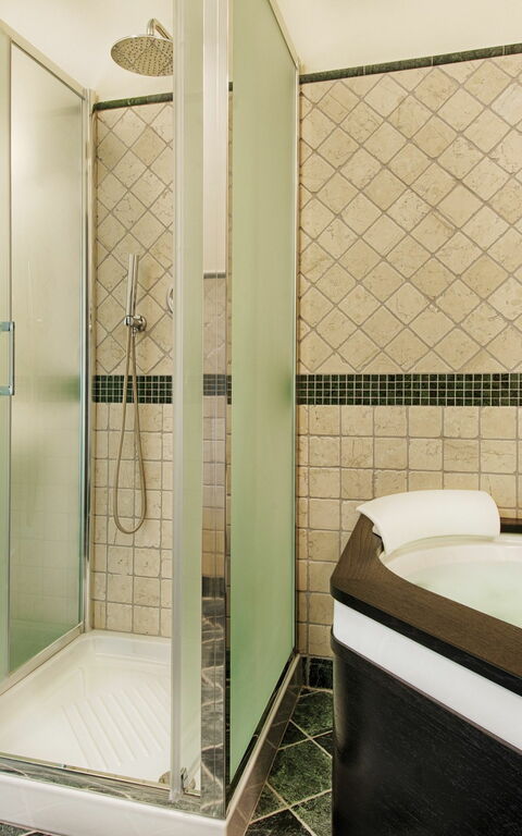 Tenuta Cambiano: Badkamer