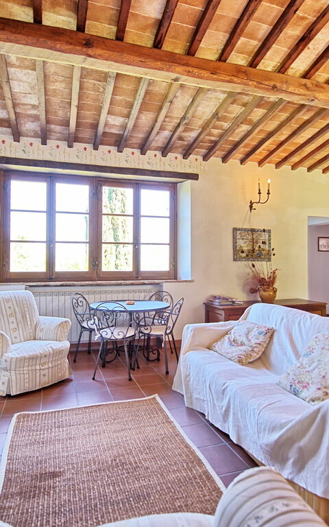 Villa Sarteano: Lunchroom, Woonkamer