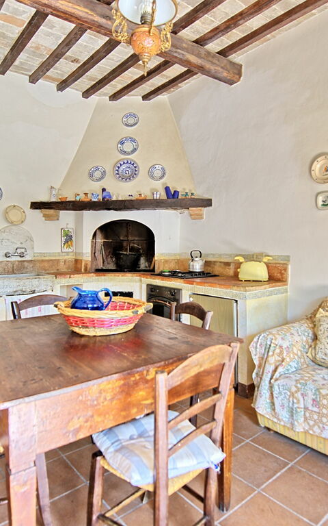 Villa Sarteano: Lunchroom, Woonkamer