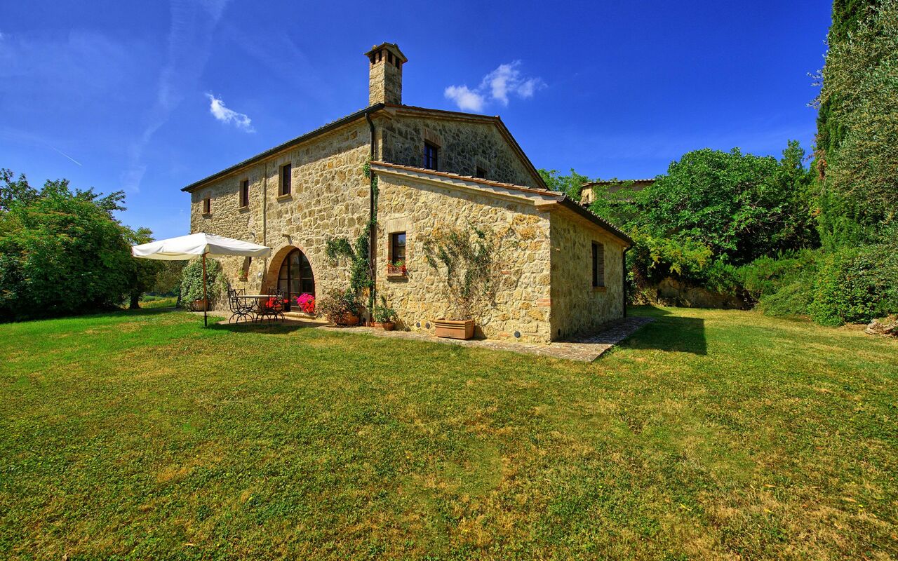 Villa Sarteano: Buitenkanten, Tuin