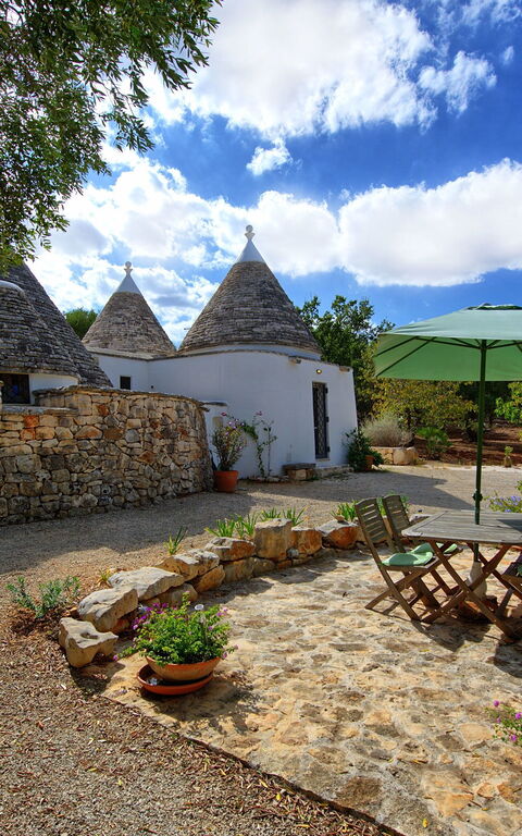 Trullo Pascarosa: Tuin