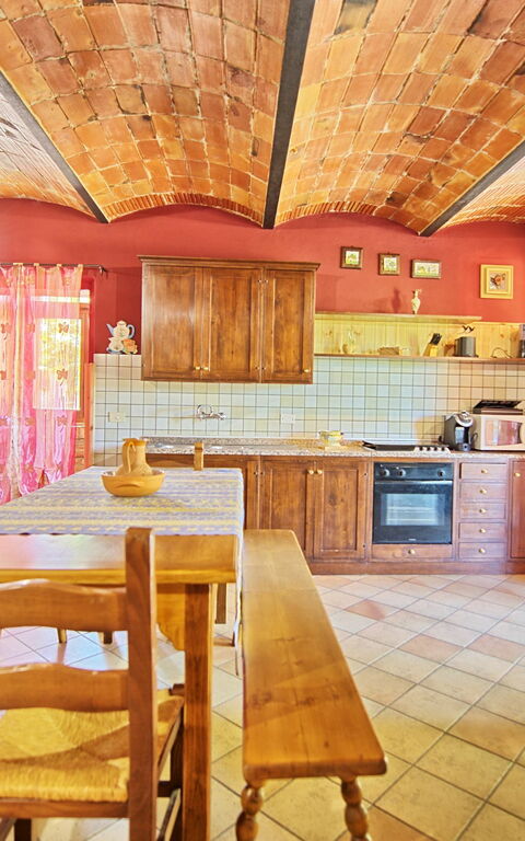 Villa Mario: Keuken, Lunchroom