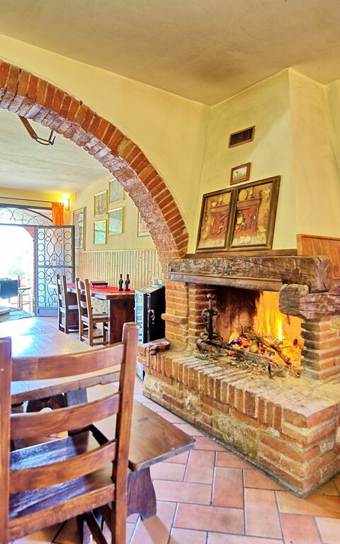 Villa Mario: Lunchroom, Woonkamer