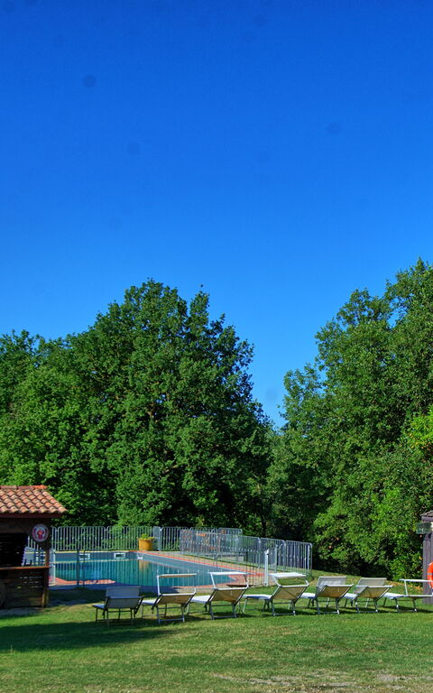 Villa Mario: Buitenkanten, Buitenshuis, Tuin, zwembad