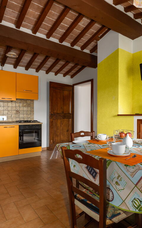 Casale Tiziano: Keuken, Lunchroom