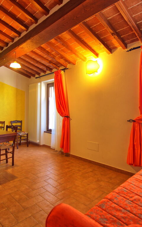 Casale Tiziano: Woonkamer