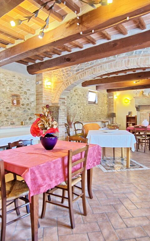 Casale Tiziano: Lunchroom, Woonkamer