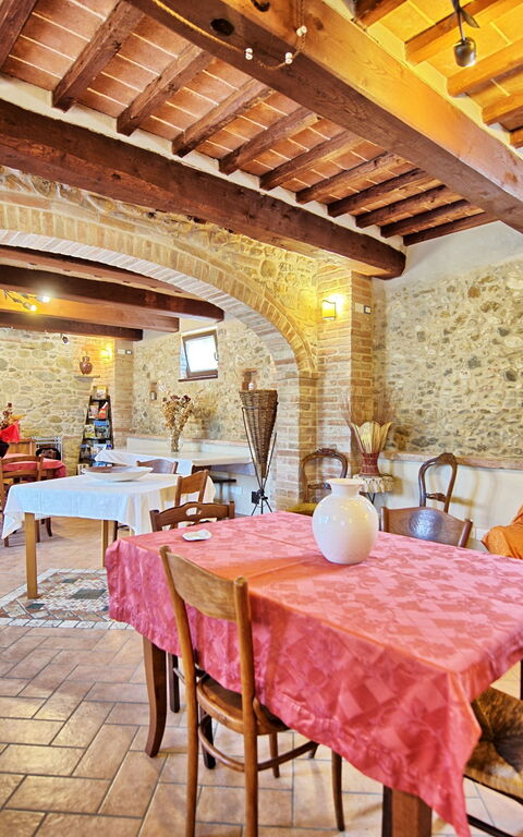 Casale Tiziano: Lunchroom, Woonkamer
