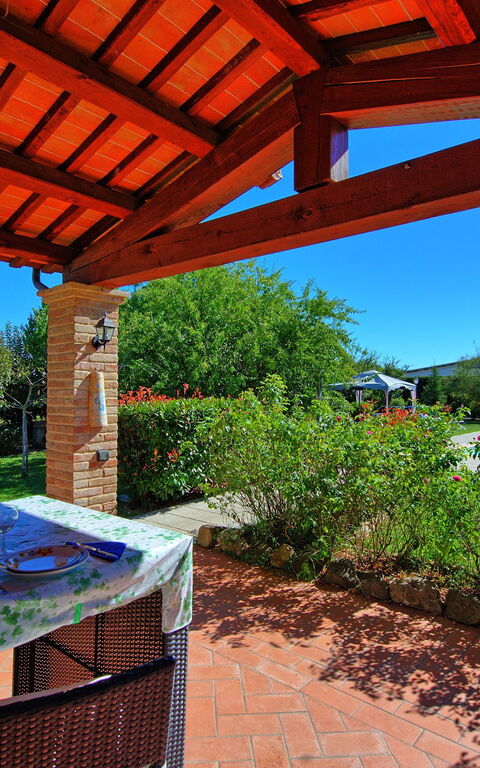 Casale Tiziano: Balkon / terras / patio