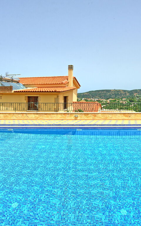 Villa Sevi Grande: zwembad