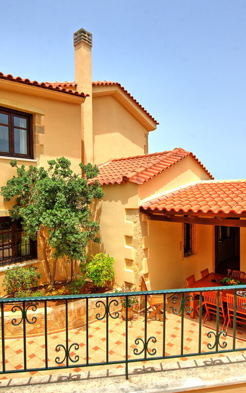 Villa Sevi Grande: Buitenshuis, Tuin