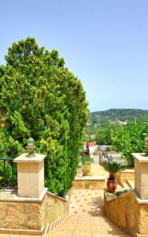 Villa Sevi Grande: Buitenshuis, Tuin