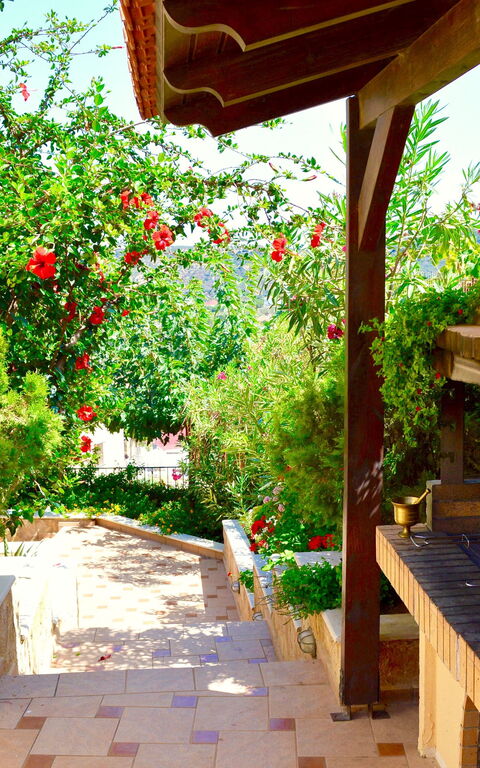 Villa Sevi Grande: Balkon / terras / patio, Buitenshuis