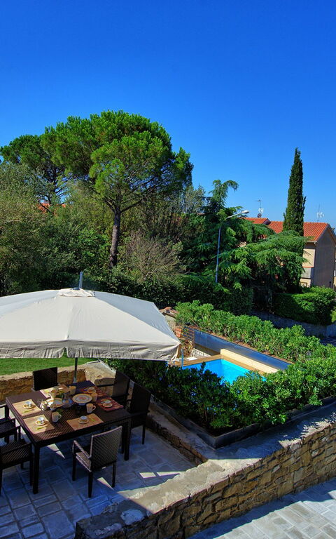 Casa La Fonte: Buitenshuis