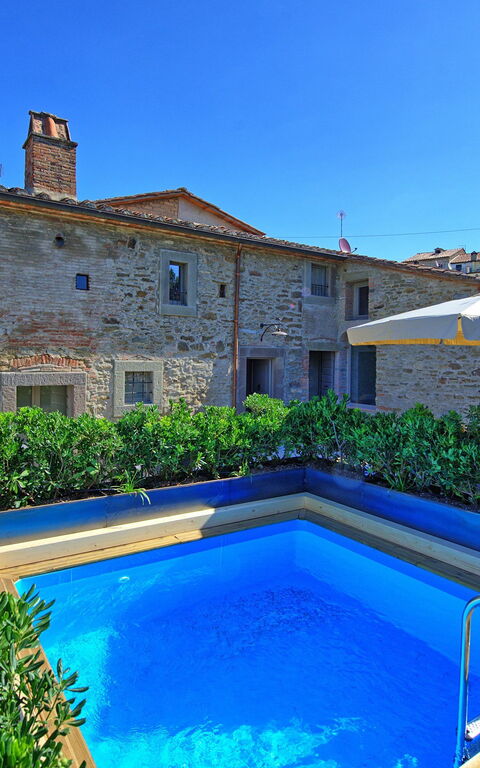 Casa La Fonte: Buitenshuis, zwembad