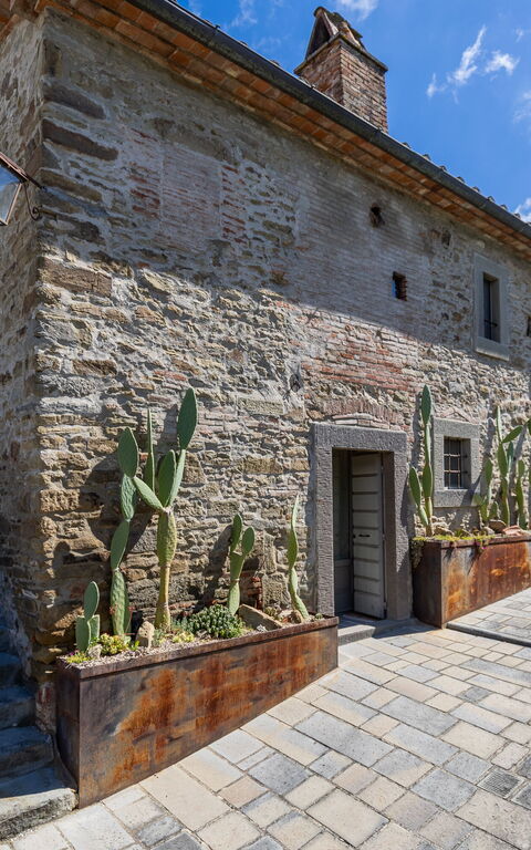 Casa La Fonte: Buitenkanten, Buitenshuis
