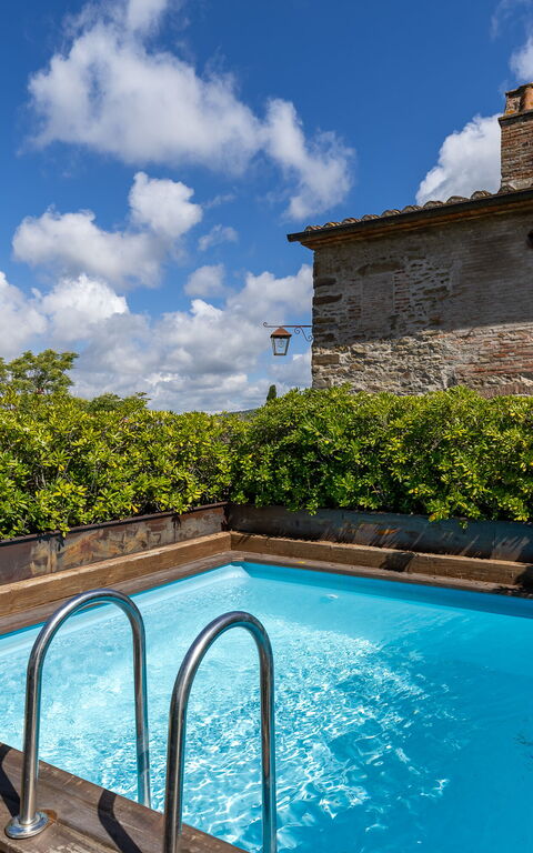 Casa La Fonte: Buitenkanten, Buitenshuis, zwembad