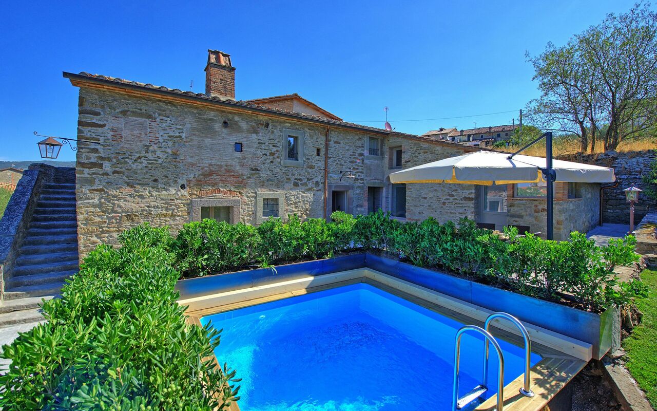 Casa La Fonte: Buitenshuis, zwembad