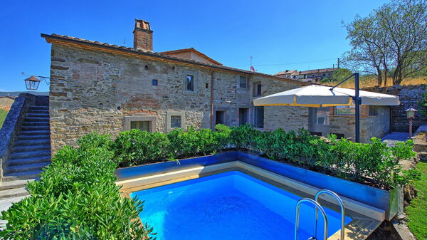 Casa la Fonte: Buitenshuis, zwembad