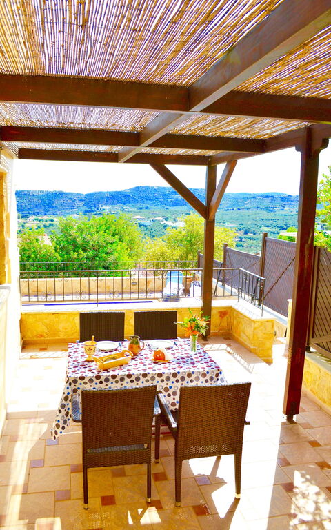 Villa Romantic Sevi: Buitenshuis