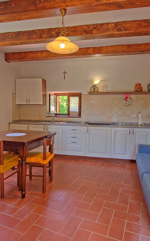 Borgo Veronica: Keuken, Lunchroom, Woonkamer