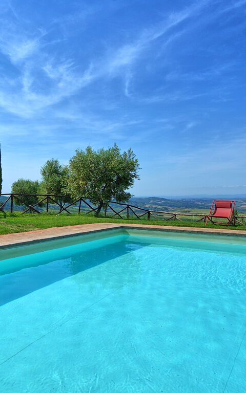 Casale Santa Francesca: Buitenshuis, zwembad