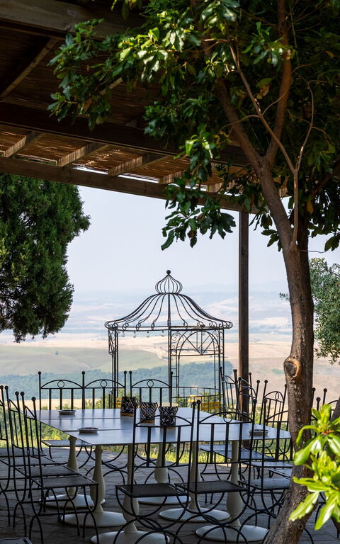 Casale Santa Francesca: Buitenshuis