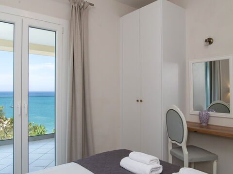 Beachfront Villa Seasun